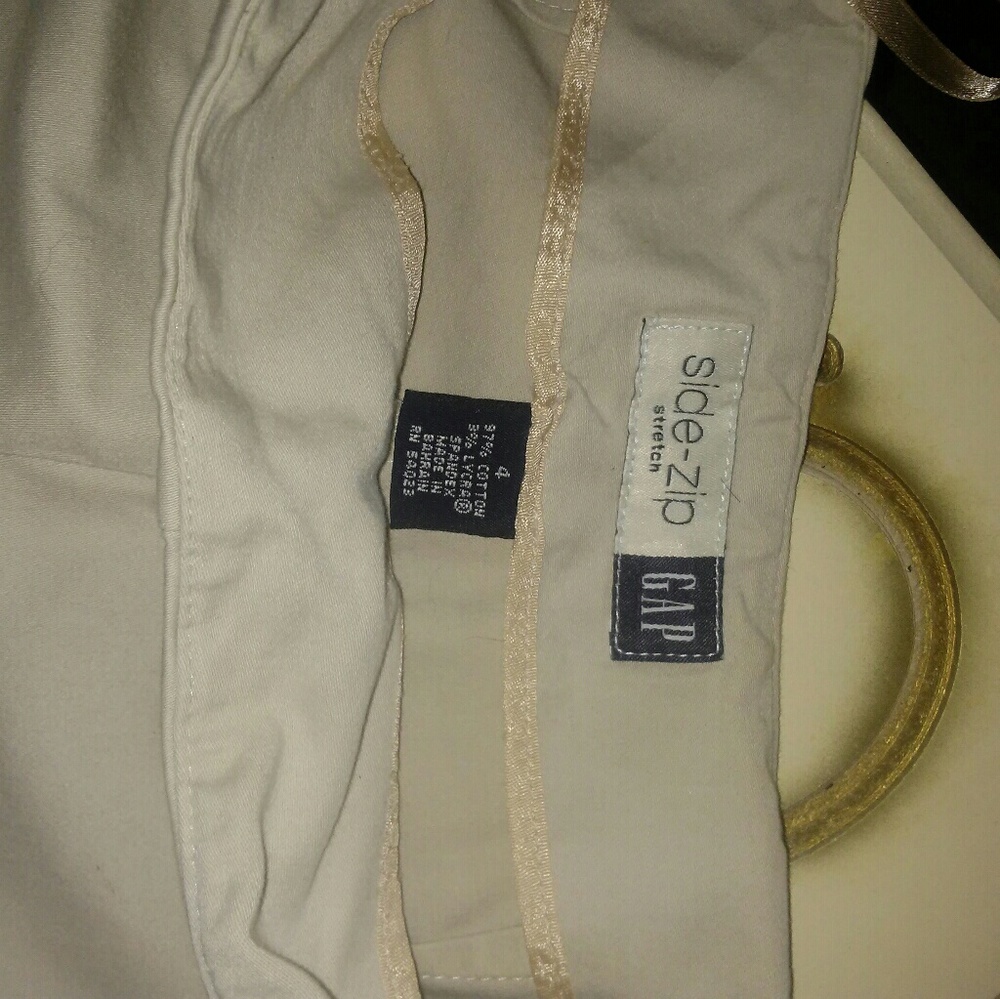 Gap capris soft lightweight a little dressy